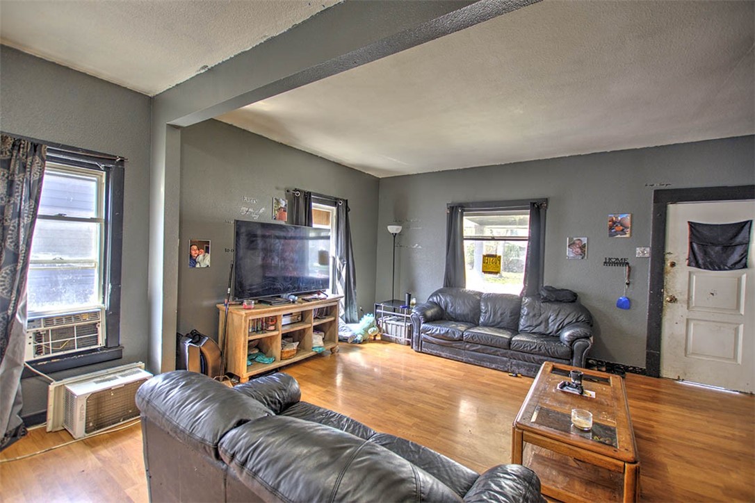 1644 North Edward Street Decatur, IL 62526 - Photo 4 of 18