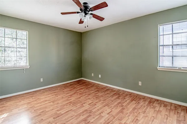 $1,100 | 2401 Sycamore Avenue, Unit B4, Huntsville, TX 77340