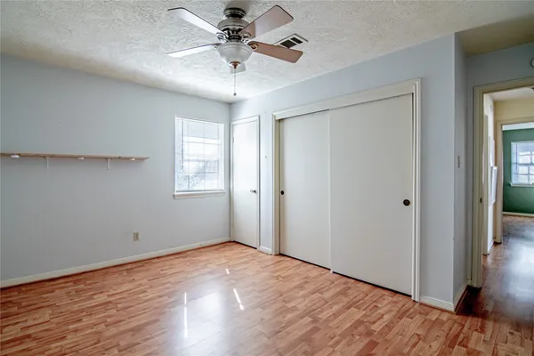 $1,100 | 2401 Sycamore Avenue, Unit B4, Huntsville, TX 77340