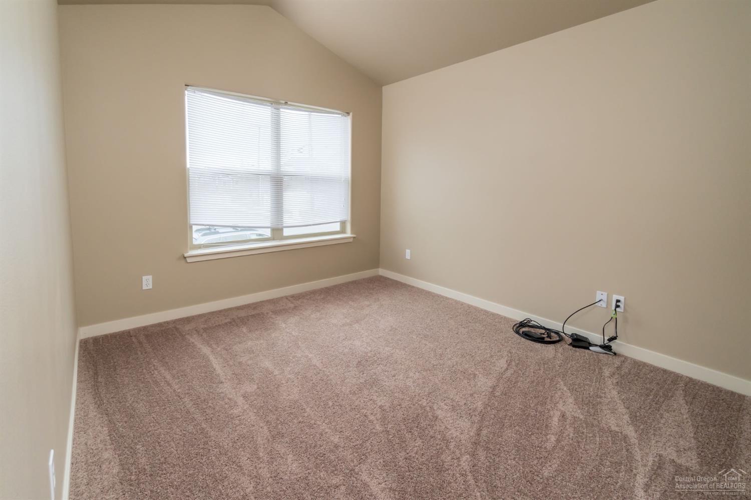 63205 Boyd Acres Road Bend, OR 97701 - Photo 17 of 19 Additional Photo