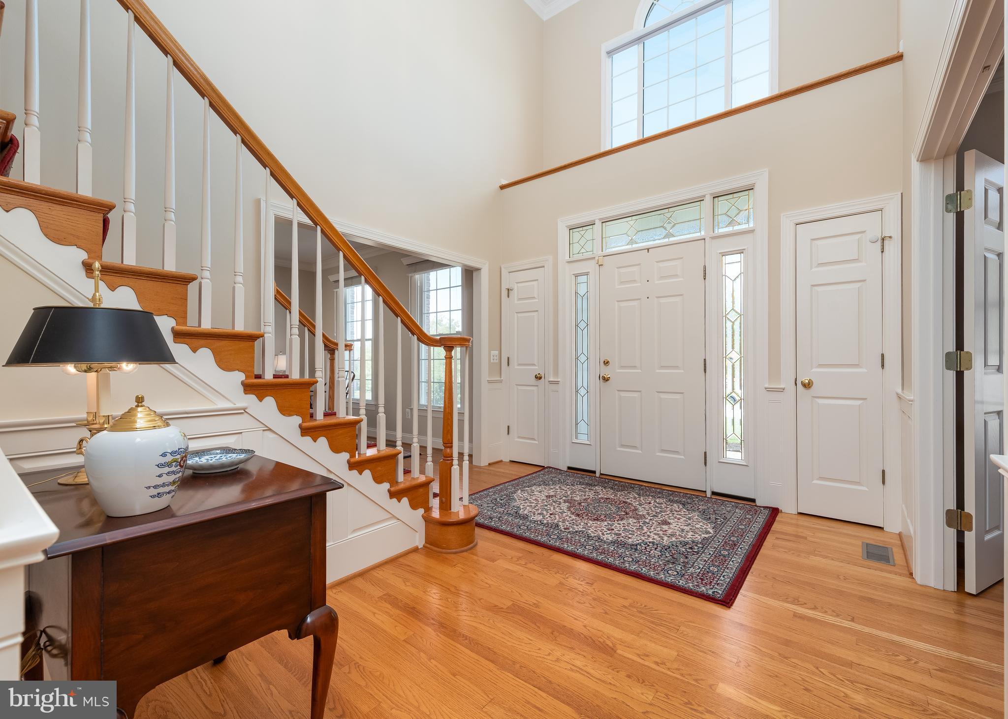 5069 Jericho Road Columbia, MD 21044 - Photo 4 of 57 Grand 2 story foyer
