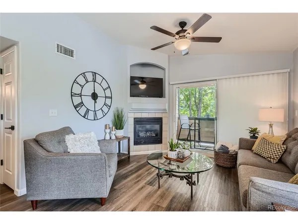 $339,900 | 4875 South Balsam Way, Unit 202, Littleton, CO 80123