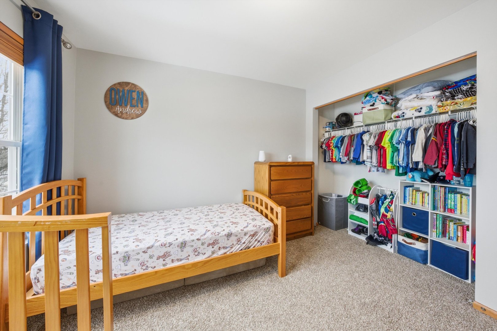 1110 Colonial Drive Joliet, IL 60432 - Photo 25 of 34 a bedroom with baby bed and a window