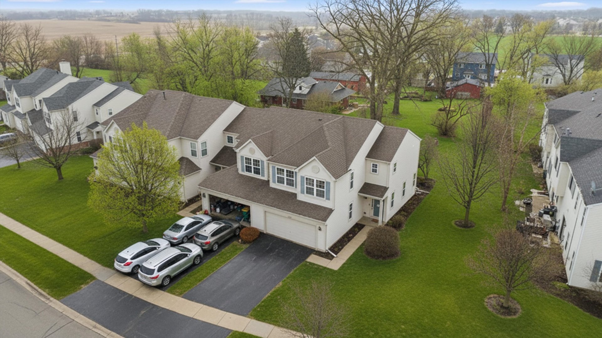 1110 Colonial Drive Joliet, IL 60432 - Photo 8 of 34 an aerial view of a house with a garden