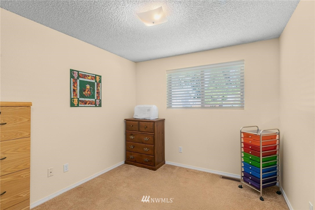 12933 Southeast 188th Street Renton, WA 98058 - Photo 14 of 18 Gallery Image 14