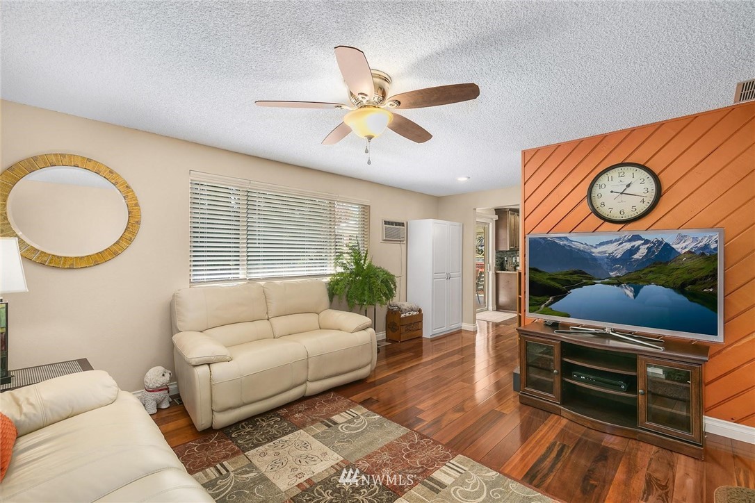 12933 Southeast 188th Street Renton, WA 98058 - Photo 9 of 18 Gallery Image 9