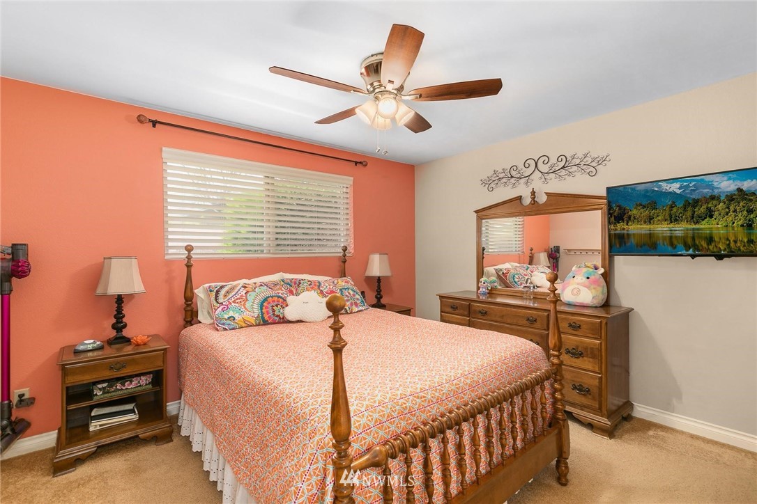 12933 Southeast 188th Street Renton, WA 98058 - Photo 10 of 18 Gallery Image 10