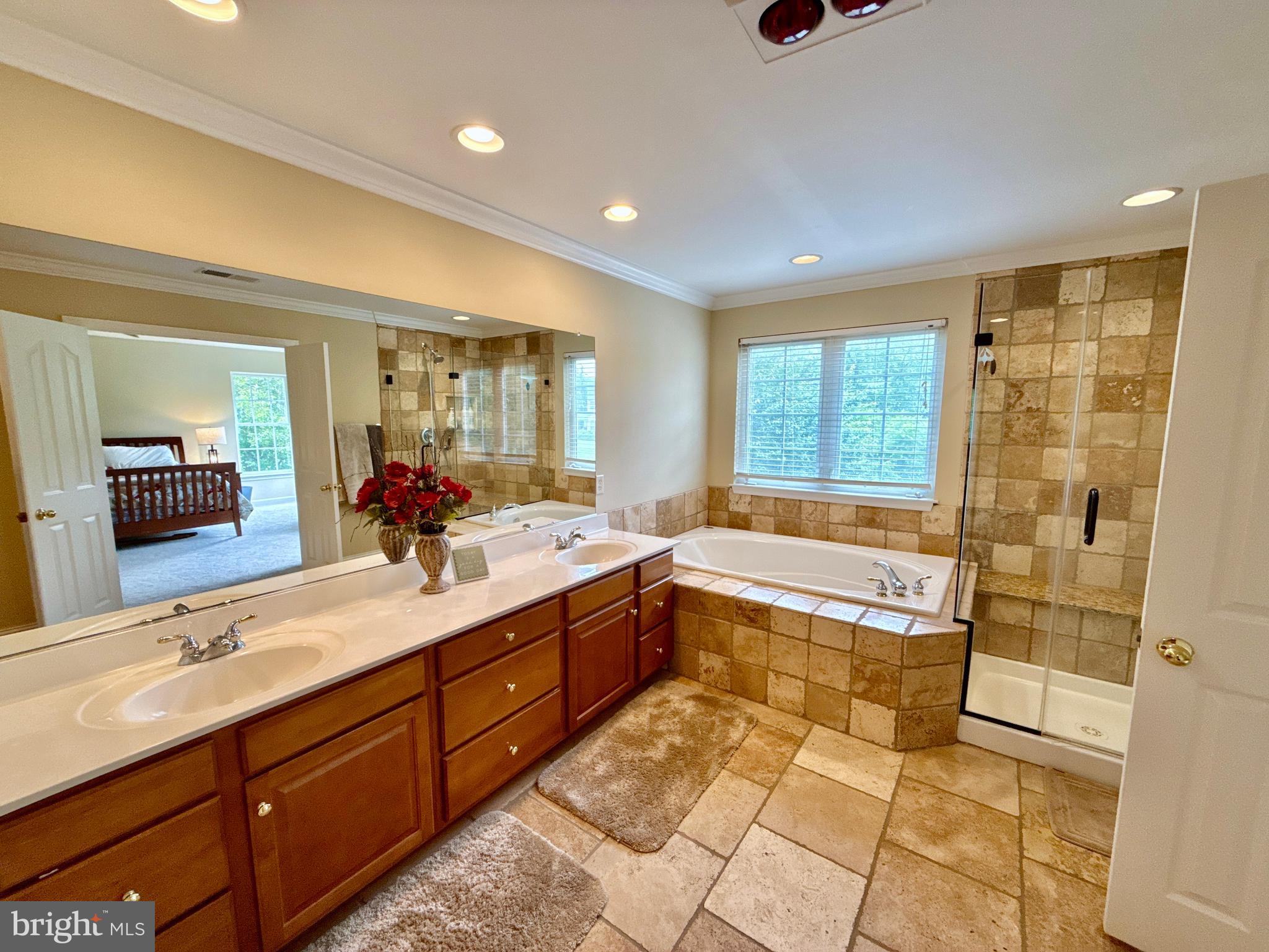 14100 Twisting Lane Dayton, MD 21036 - Photo 43 of 63 Primary Full Bath