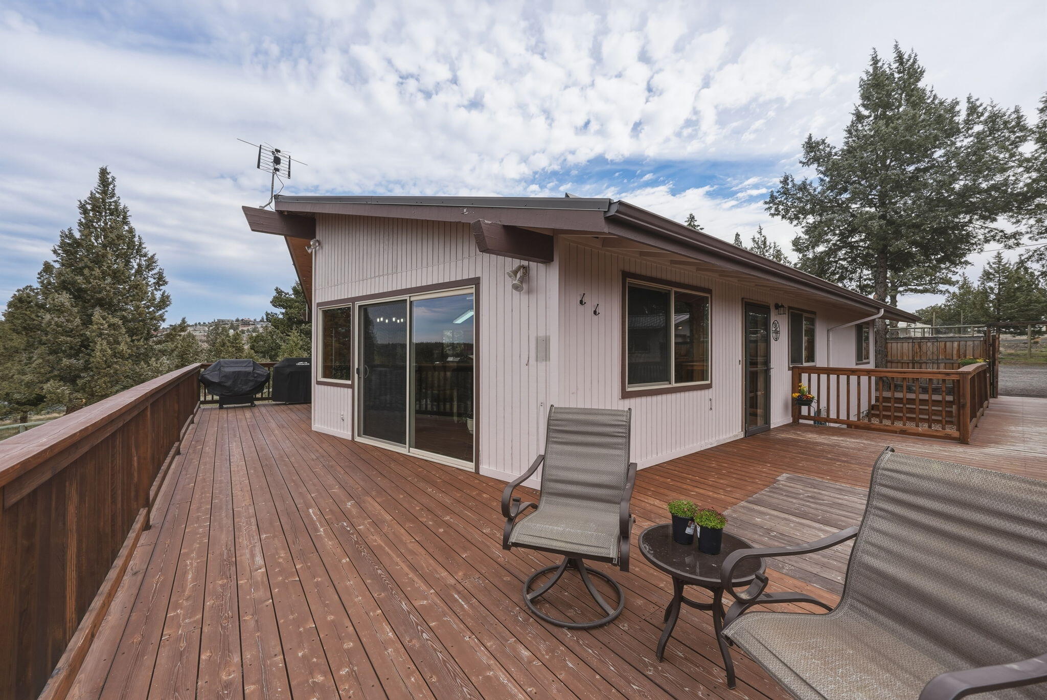 9427 Southwest Shad Road Terrebonne, OR 97760 - Photo 6 of 76 06