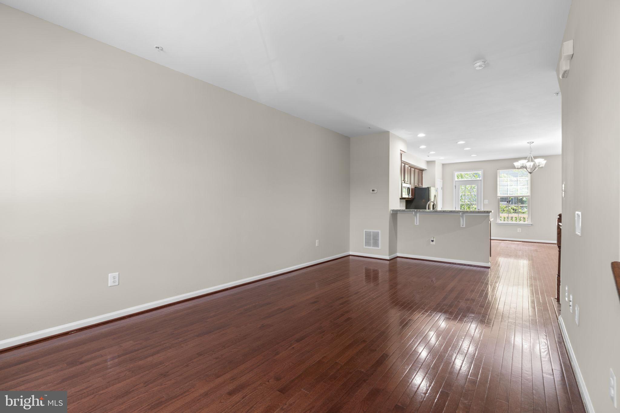 7315 Old Calvary Road Hanover, MD 21076 - Photo 8 of 45 Living Room