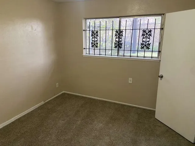 $1,699 | 10818 Carlton Drive, Houston, TX 77047