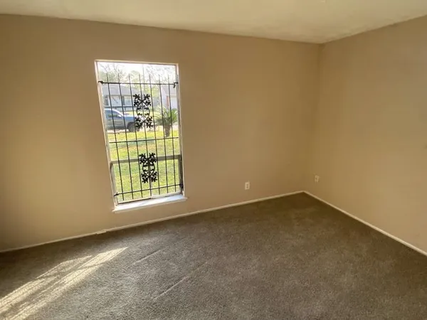 $1,699 | 10818 Carlton Drive, Houston, TX 77047