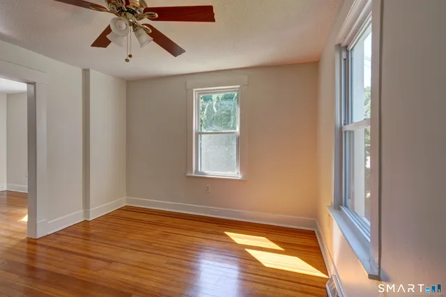 $2,500 | 12 Addison Road, Glastonbury, CT 06033