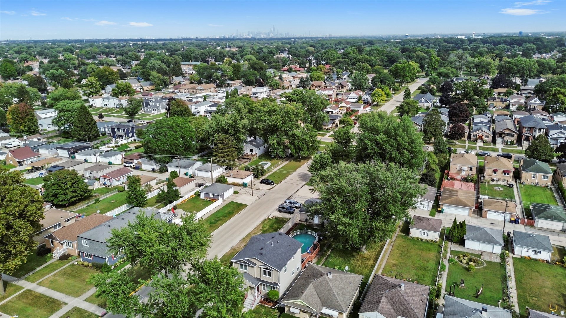 4218 Home Avenue Stickney, IL 60402 - Photo 33 of 35 an aerial view of multiple house