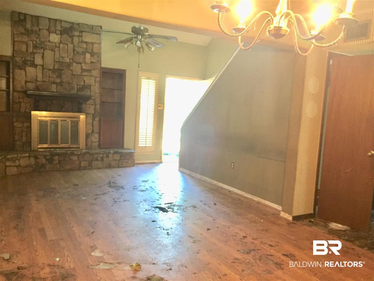 1000 McNeil Avenue Mobile, AL 36609 - Photo 2 of 18