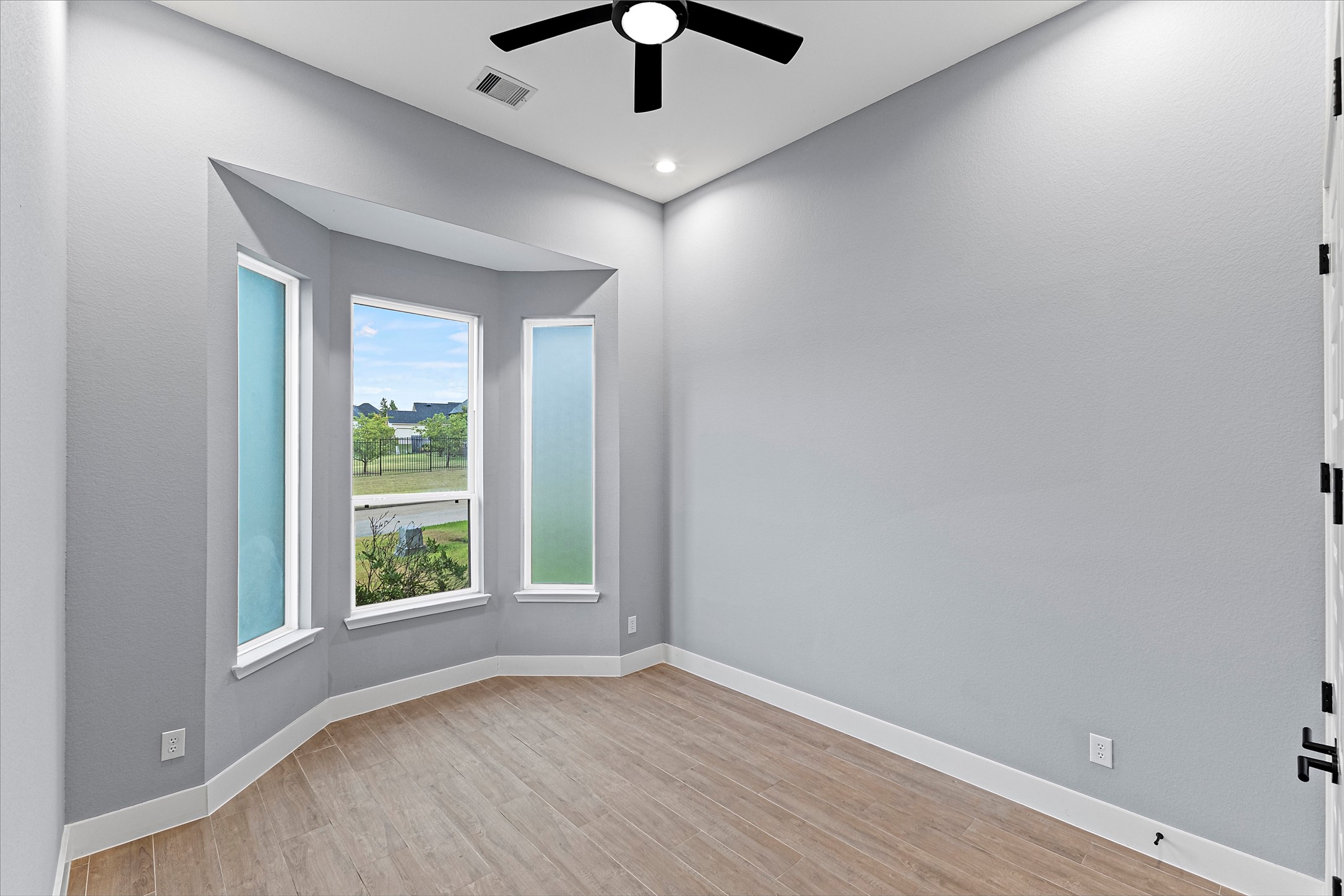 250 Hampton Glen Road Montgomery, TX 77356 - Photo 28 of 37 Gallery Image 28