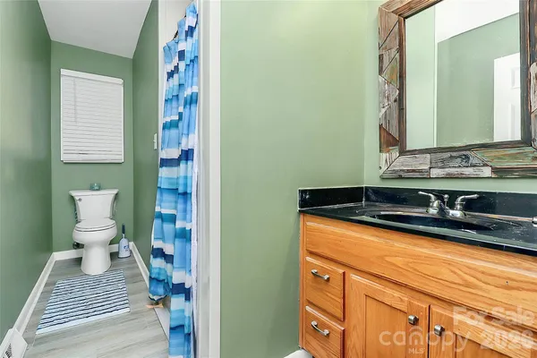 $825,000 | 160 Quail Hollow Drive, Kings Mountain, NC 28086