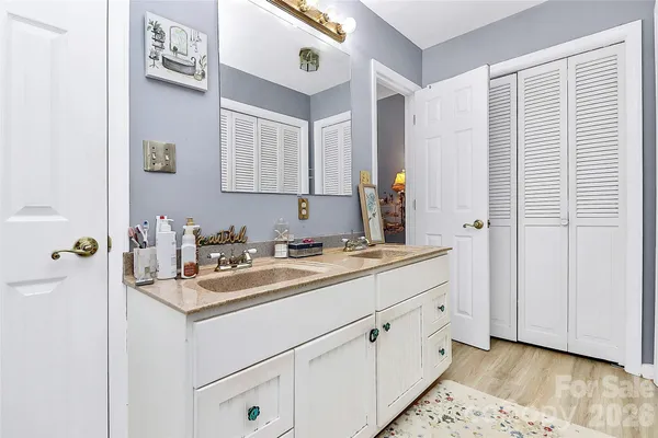 $825,000 | 160 Quail Hollow Drive, Kings Mountain, NC 28086