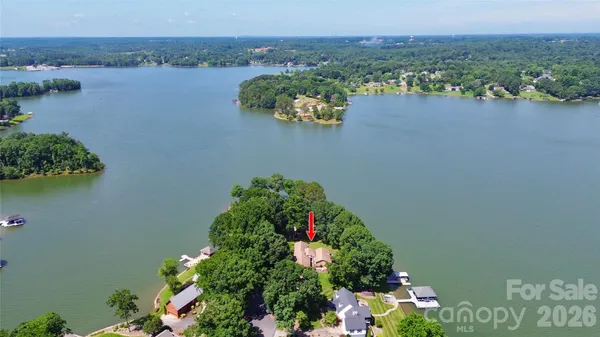 $825,000 | 160 Quail Hollow Drive, Kings Mountain, NC 28086