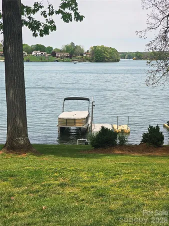 $825,000 | 160 Quail Hollow Drive, Kings Mountain, NC 28086