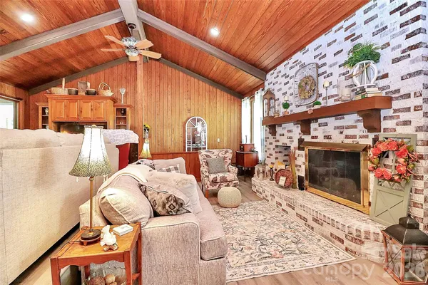 $825,000 | 160 Quail Hollow Drive, Kings Mountain, NC 28086