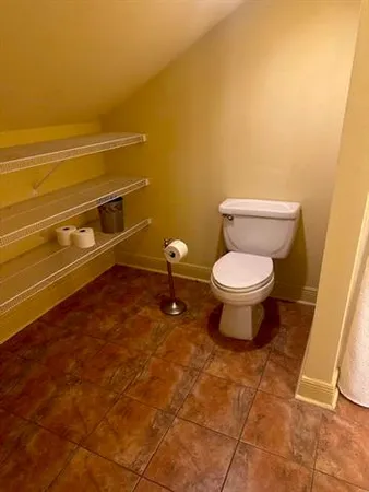 $1,100 | 404 Pine Street, Unit UP, Madisonville, LA 70447