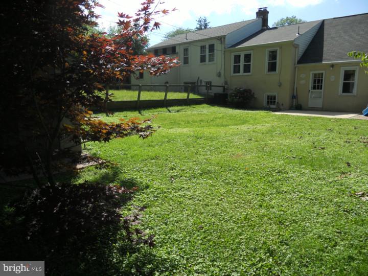 837 East Cathedral Road Philadelphia, PA 19128 - Photo 14 of 20 Exterior Back