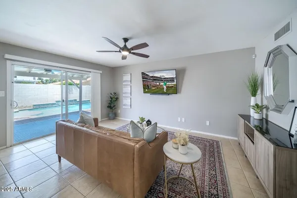 $4,100 | 6172 East Nisbet Road, Scottsdale, AZ 85254