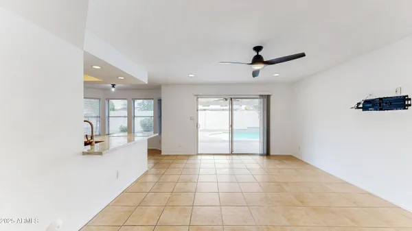 $4,100 | 6172 East Nisbet Road, Scottsdale, AZ 85254