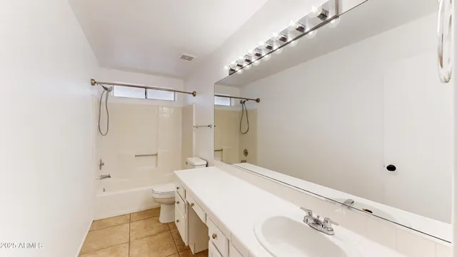 a view of a back yard of the house