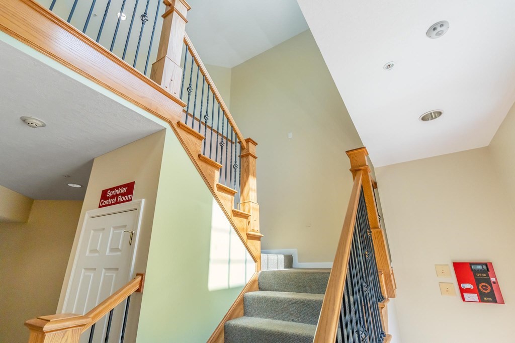 215 Longmeadow Road, Unit 105 Taunton, MA 02780 - Photo 21 of 25 Gallery Image 21