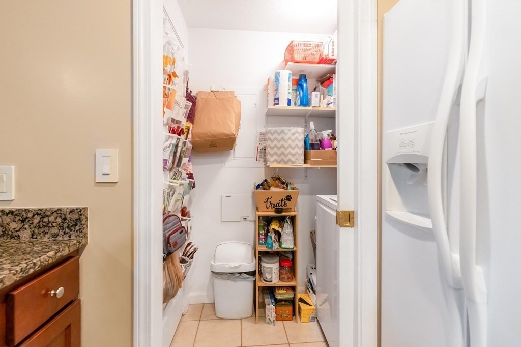 215 Longmeadow Road, Unit 105 Taunton, MA 02780 - Photo 5 of 25 Gallery Image 5