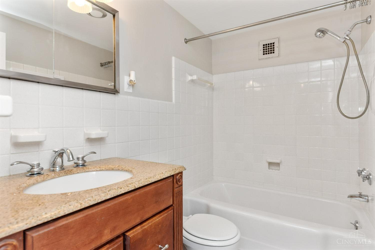 2324 Madison Road, Unit 204 Cincinnati, OH 45208 - Photo 28 of 34 Hall bath has tub/shower.