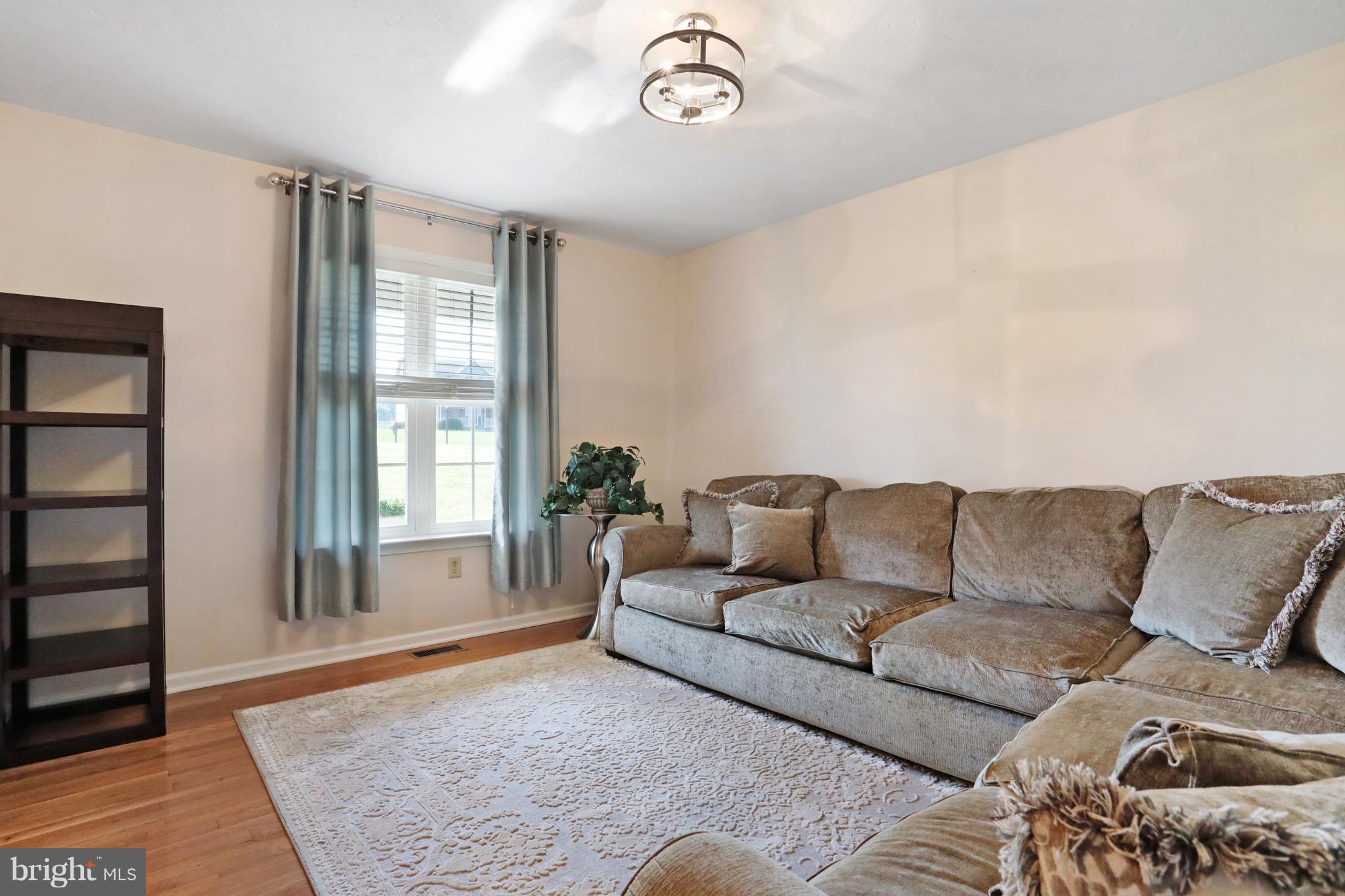 215 Spring Hill Lane Littlestown, PA 17340 - Photo 15 of 30 Family Room