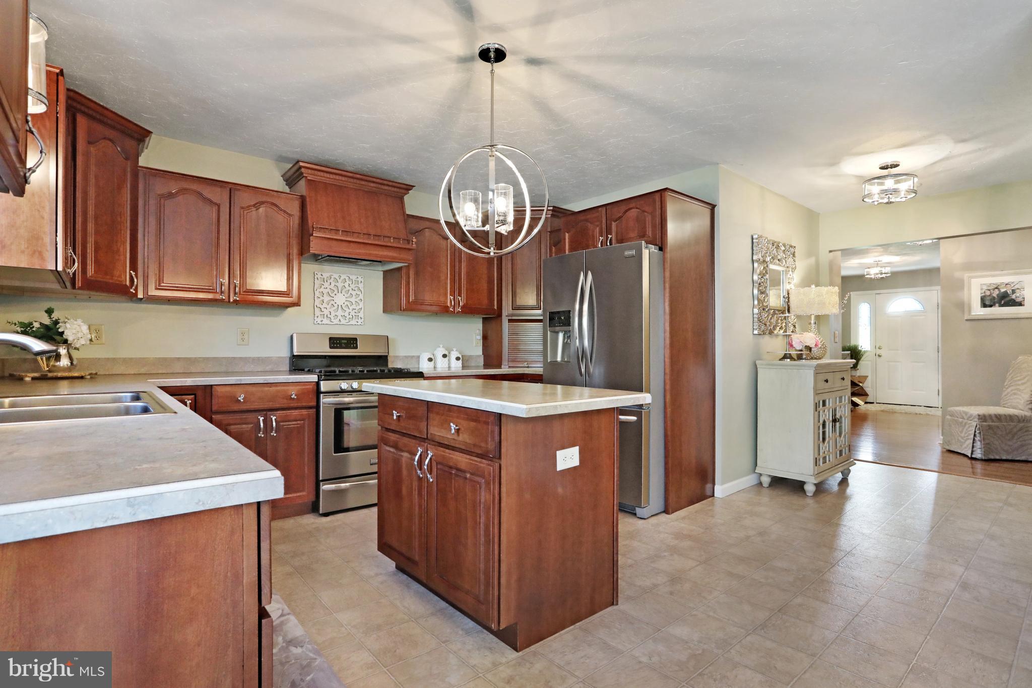 215 Spring Hill Lane Littlestown, PA 17340 - Photo 8 of 30 Kitchen
