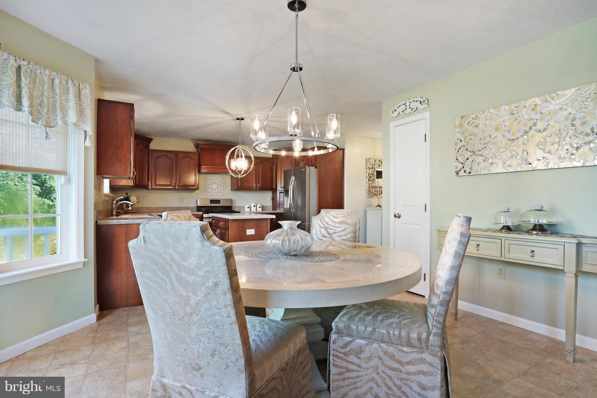 215 Spring Hill Lane Littlestown, PA 17340 - Photo 10 of 30 Dining Room