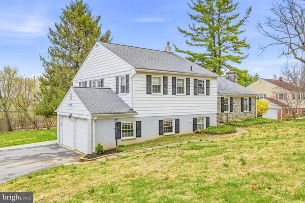 $800,000 | 329 Devonshire Road, Devon, PA 19333