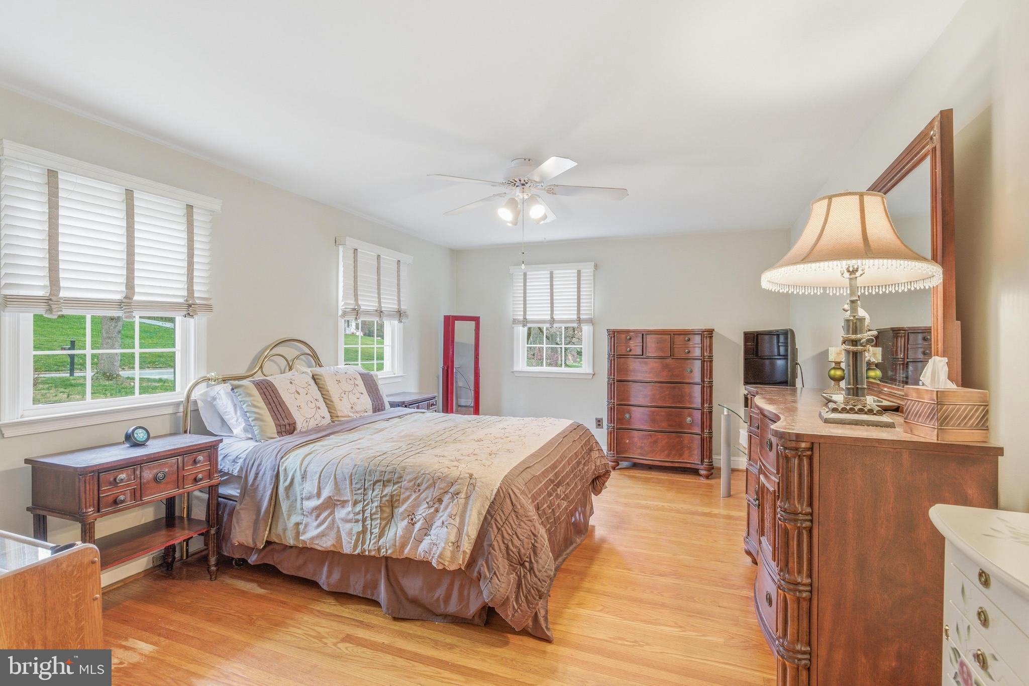 329 Devonshire Road Devon, PA 19333 - Photo 18 of 27
