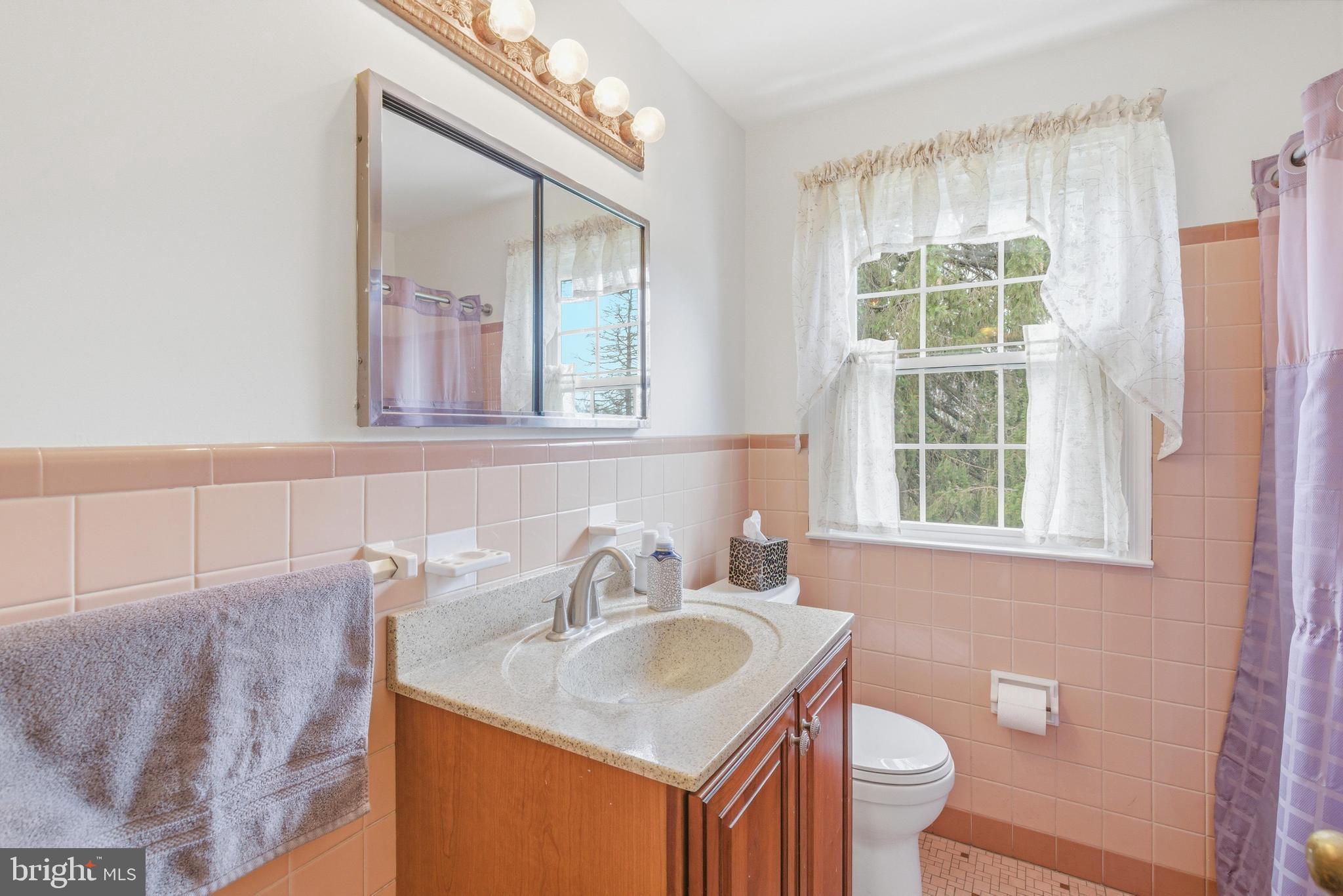 329 Devonshire Road Devon, PA 19333 - Photo 21 of 27
