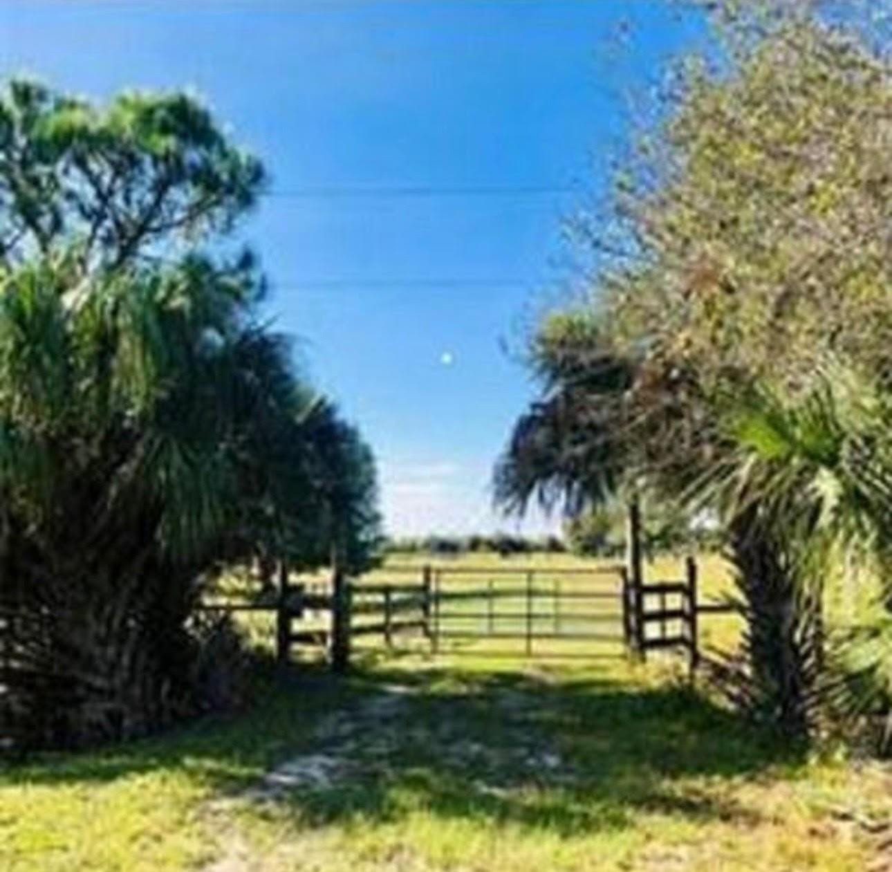 5851 Johnston Road Fort Pierce, FL 34951 - Photo 3 of 3 Photo 3