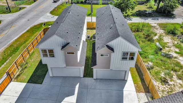 $2,200 | 4133 East Toliver Street, Houston, TX 77016