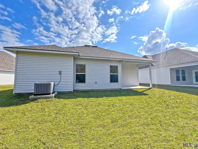 $262,990 | 3805 Retreat Drive, Westwego, LA 70094
