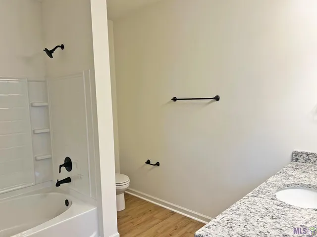 $262,990 | 3805 Retreat Drive, Westwego, LA 70094