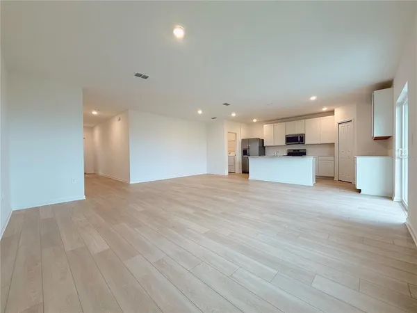 $2,200 | 6481 Domizio Drive, Winter Haven, FL 33884