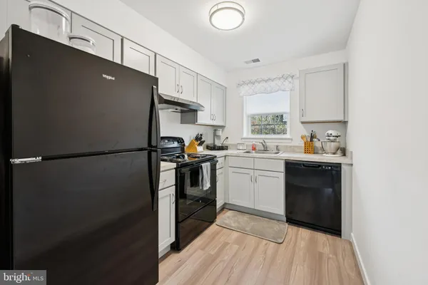 $175,000 | 1294 Cooper Street, Unit C5, Edgewater Park, NJ 08010