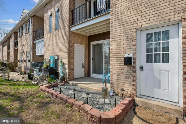 $175,000 | 1294 Cooper Street, Unit C5, Edgewater Park, NJ 08010