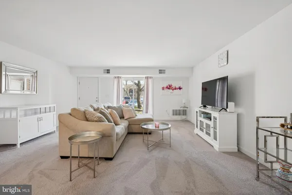 $175,000 | 1294 Cooper Street, Unit C5, Edgewater Park, NJ 08010