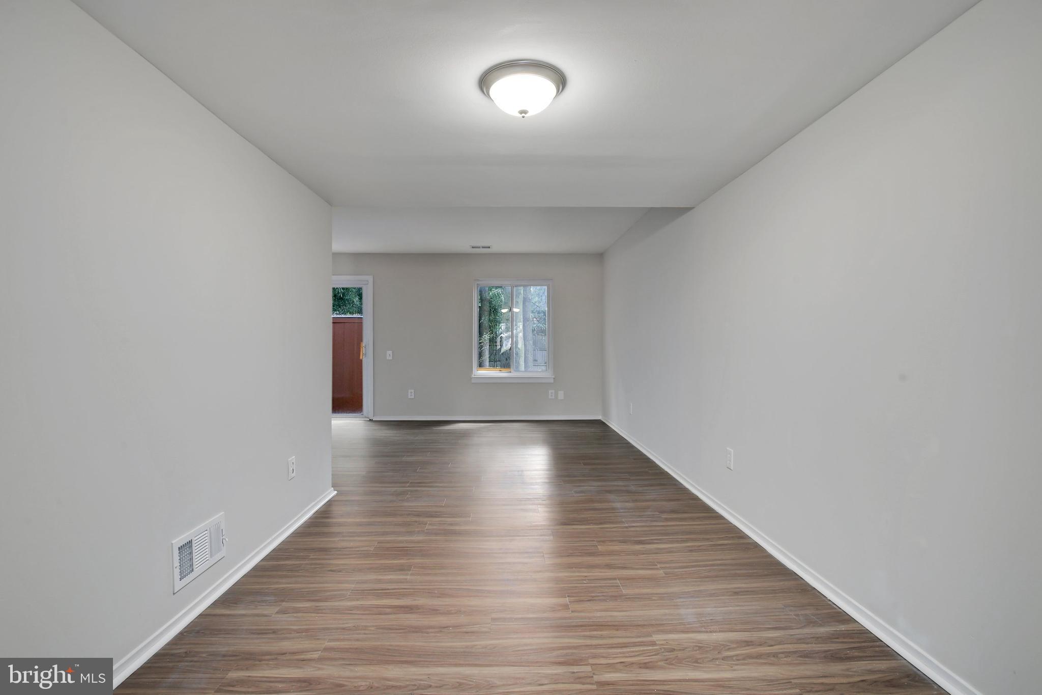 19310 Transhire Road Montgomery Village, MD 20886 - Photo 15 of 40 Gallery Image 15