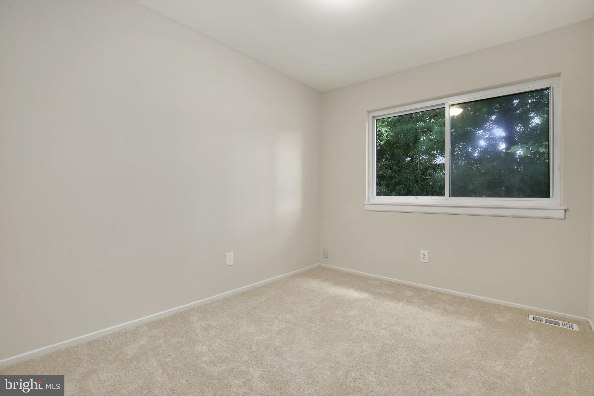 19310 Transhire Road Montgomery Village, MD 20886 - Photo 22 of 40 Gallery Image 22