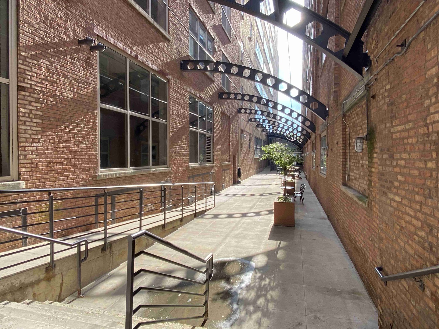 500 South Clinton Street, Unit 1017 Chicago, IL 60607 - Photo 2 of 11